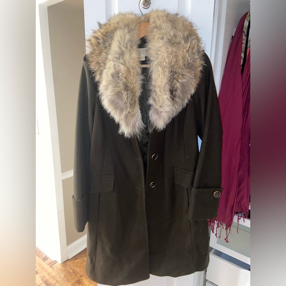 Hunter green coat with fur neckline